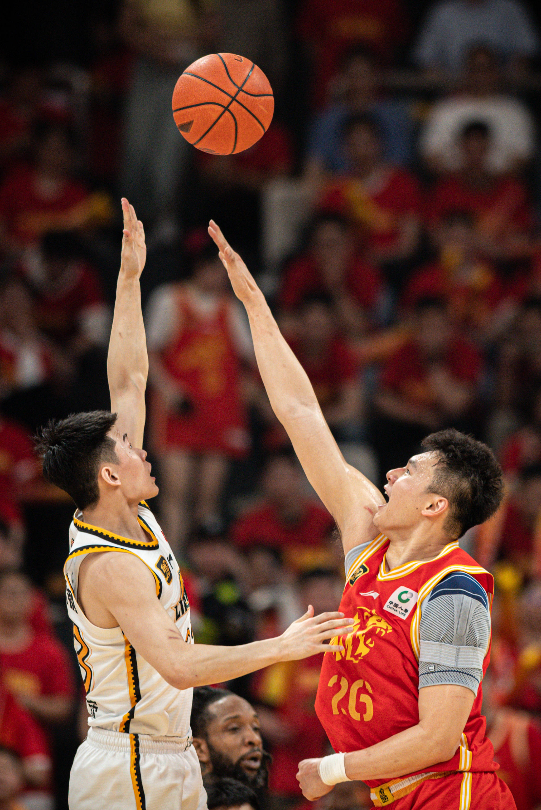 开云体育在线-CBA战术革新取得奇效，引发战术热潮