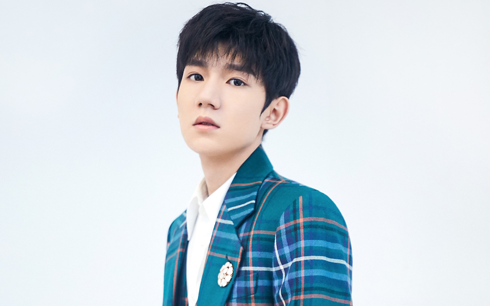 开云体育登录-骑士精神跨越赛场，米切尔在德甲争冠战接管比赛，致敬NBA骑士击败勇士的传奇