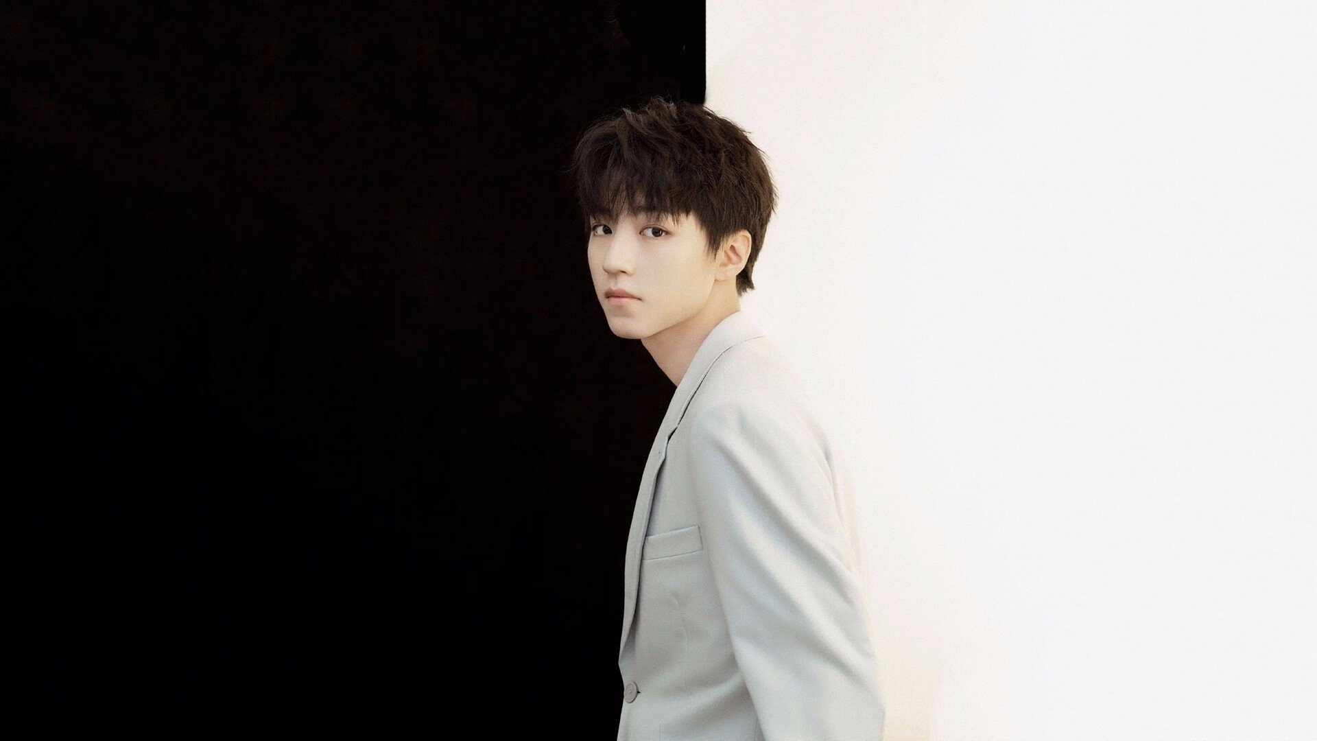 时空穿越之战,利拉德导演宇宙大灌篮,辽宁队强势拿下尼克斯!